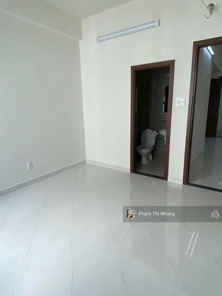 Chính chủ bán căn hộ green river  60m2/ 2pn  đã có sổ hồng  ko vay nh  giá 2.8 tỷ
