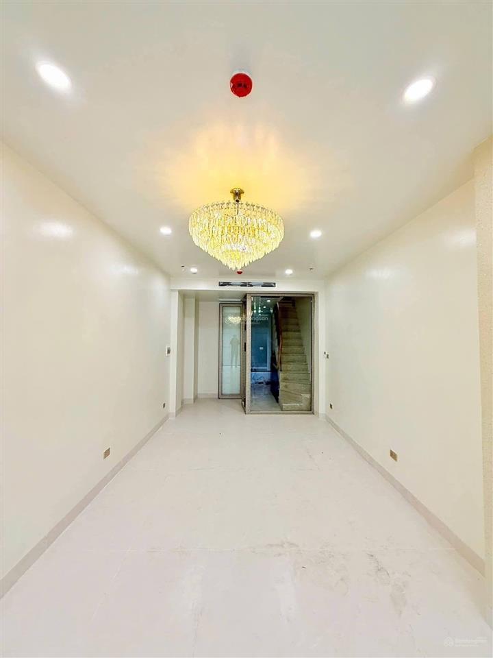 Bán mặt phố đường bưởi, giá siêu hời 31 tỷ, 46m2
