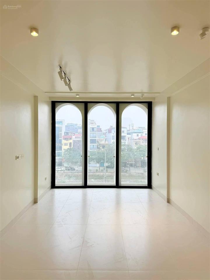Bán mặt phố đường bưởi, giá siêu hời 31 tỷ, 46m2
