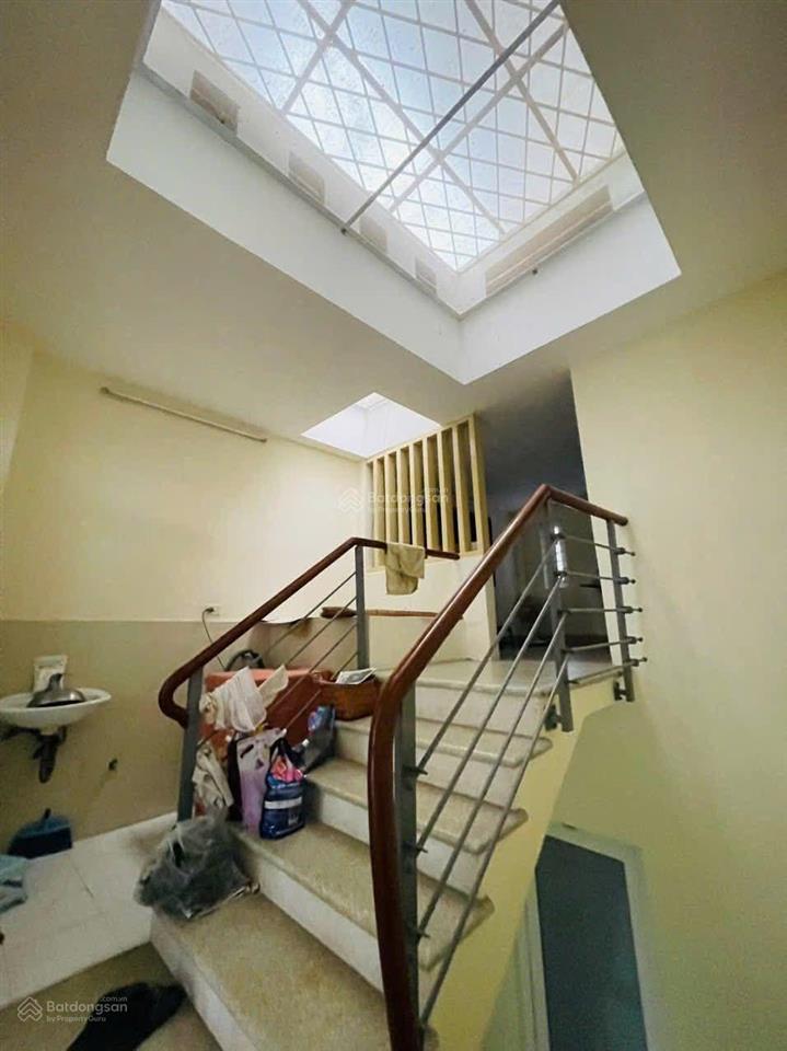 Bán nhà riêng 50m2, 5pn, 4wc ở trần duy hưng, yên hòa, hà nội giá 13,5 tỷ vnd