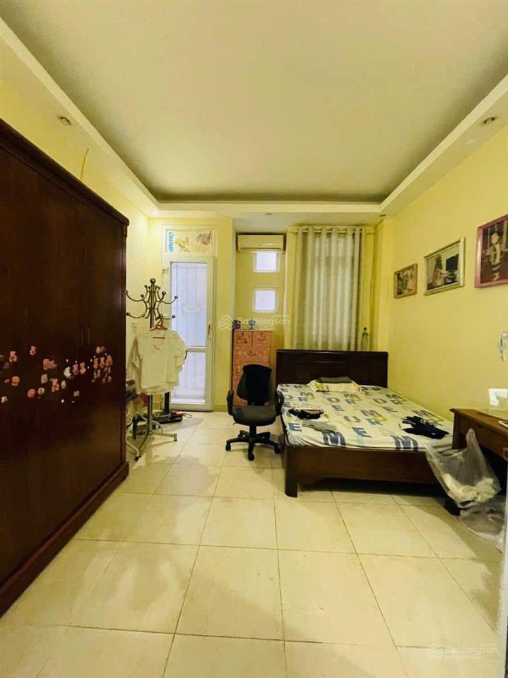Bán nhà riêng 50m2, 5pn, 4wc ở trần duy hưng, yên hòa, hà nội giá 13,5 tỷ vnd