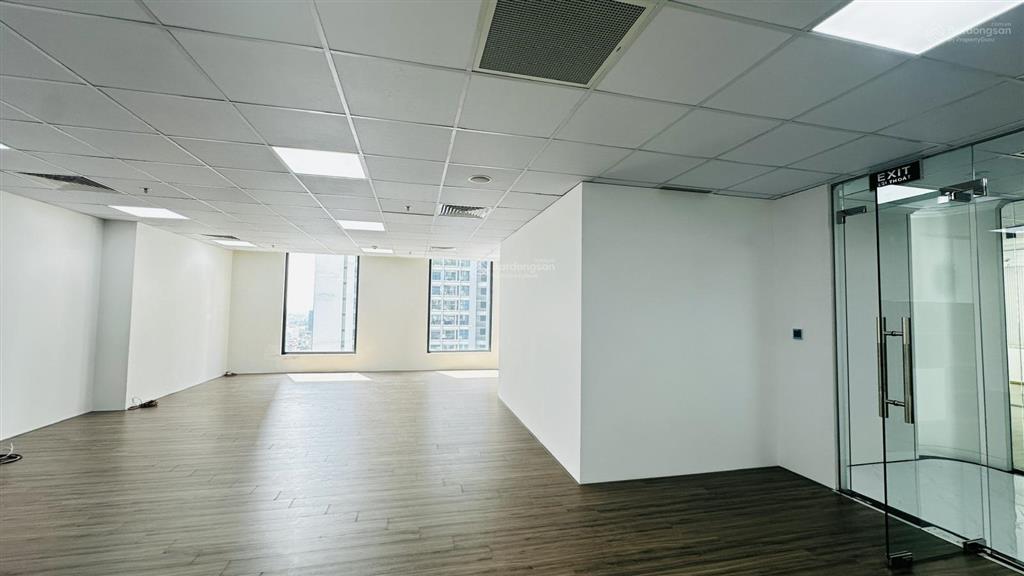 Cho thuê 70m2 văn phòng hạng a  giá thuê hạng c