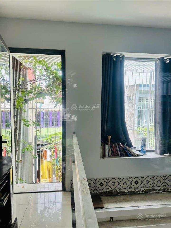 P.tân thuận tây quận 7căn hộ dịch vụ 5 tầng  dt 4x18m  giáp quận 4 dòng tiền 30tr/th chỉ 8 tỷ 5