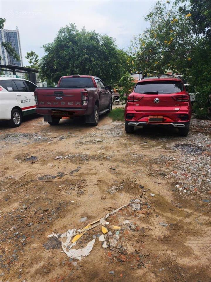 Hơn 3 tỷ sở hữu nhà 3 tầng hxh quận 7