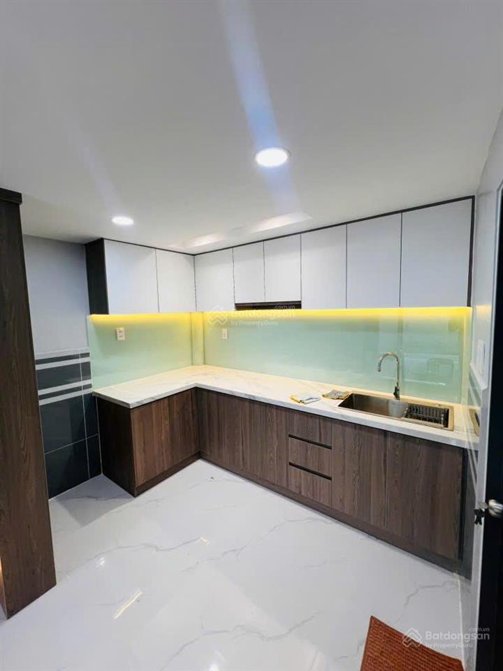 Hơn 3 tỷ sở hữu nhà 3 tầng hxh quận 7
