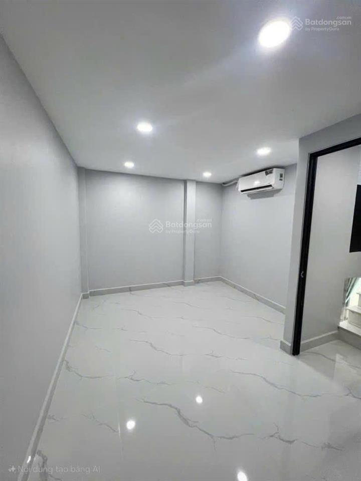 Hơn 3 tỷ sở hữu nhà 3 tầng hxh quận 7