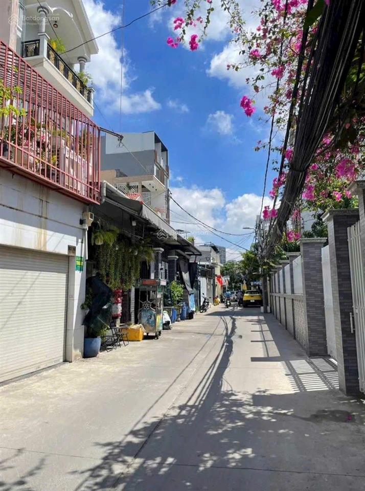 Bán nhà bùi văn ba quận 7  4pn, 4.1x16m, shr hoàn công