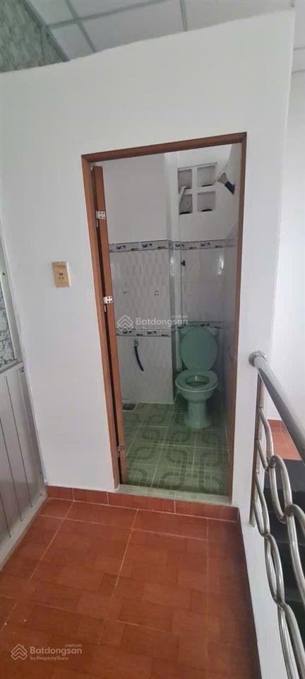 4 tỷ 3 nhà 3 tầng quận 7  ngay hoàng trọng mậu, tân hưng  dt 4x10m  4 pn, dt 10 triệu