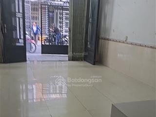 Cần bán nhà mặt tiền kinh doanh 6m đường số quận 7  dt 68.4m2  chỉ 115 triệu/m2