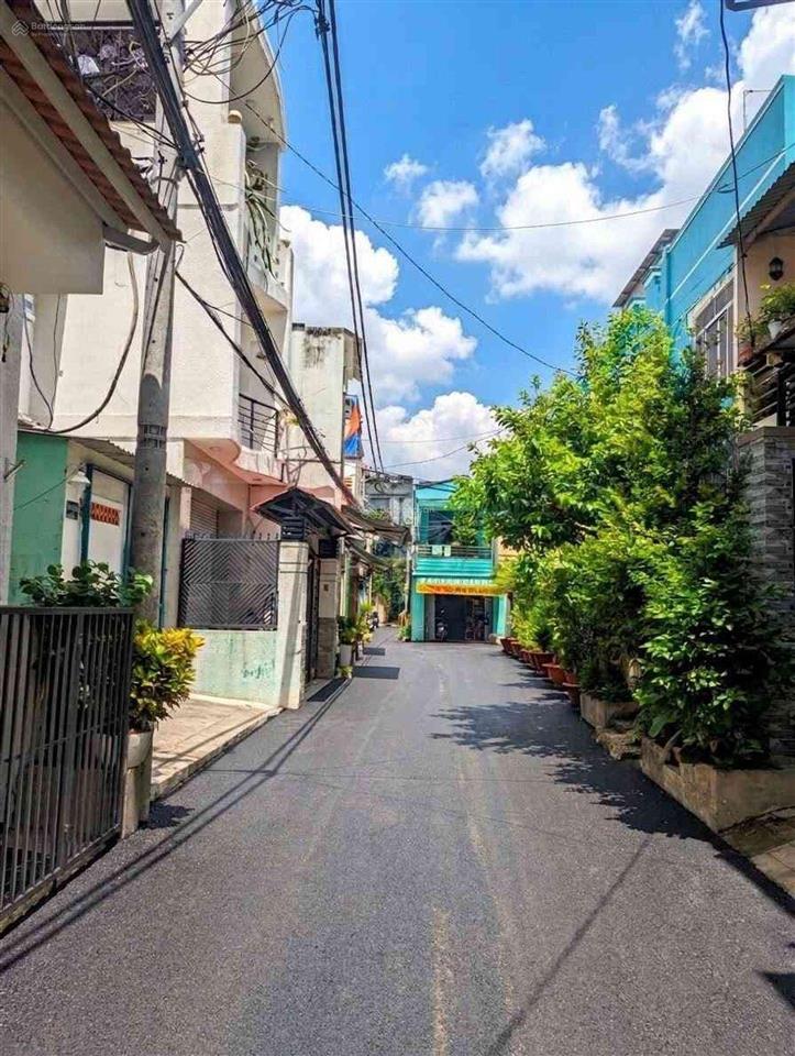 Nhà hàng xóm him lam p. tân hưng quận 7 dt 6x16m  kdc hiện hữu 7.5 tỷ