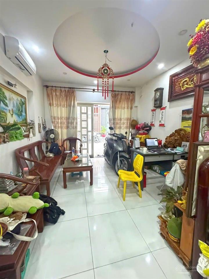 4.650 tỷ ở quận 7 khu tân hưng, tân quy cũ nhà xe hơi thông tận cửa không dễ nhưng căn này có