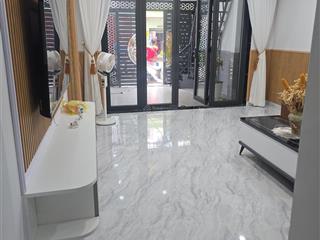 Nhà 2 tầng quận 7 dt 73m2  kdc hiện hữu  shr hoàn công  có thu nhập  tân thuận  giáp quận 1
