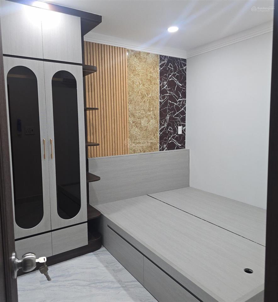 Nhà 2 tầng quận 7 dt 73m2  kdc hiện hữu  shr hoàn công  có thu nhập  tân thuận  giáp quận 1
