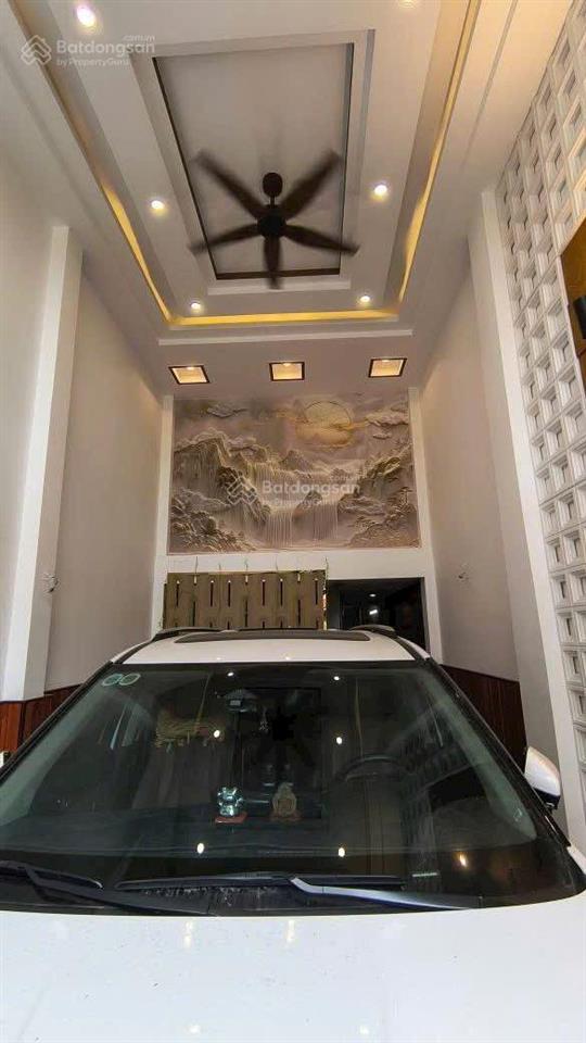 Nhà mới 4 tầng mặt tiền đường số gần parc mall, phường 4, quận 8