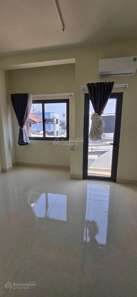 Nhà mới 4 tầng, 2 mặt tiền hẻm trước sau vào ở ngay  bình đông, p14, quận 8 (nay p. phú định)