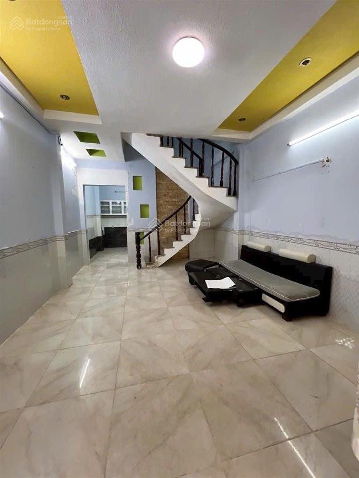 Nhà 2 tầng gần chợ bùi minh trực | bông sao phường 5 quận 8