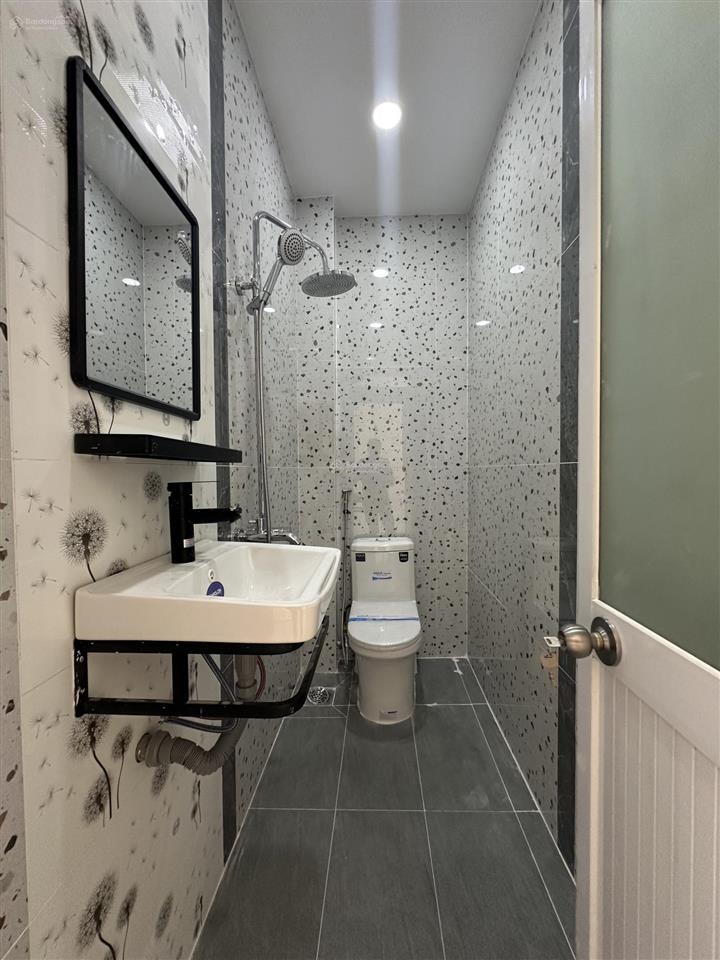 Nhà đẹp lưu hữu phước, phường phú định, quận 8  full nội thất vào ở ngay