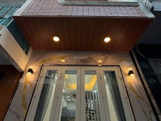 Cao đạt, p1 quận 5 hẻm thông 4m nhà đẹp btct, full nội thất  giáp quận 8