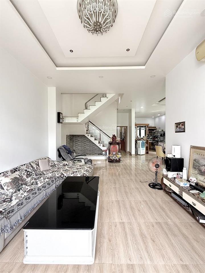 Bán bt 8pn, 8wc tại khu dân cư bình hưng, 16,49 tỷ, 180m2 chỉ với giá cực chất