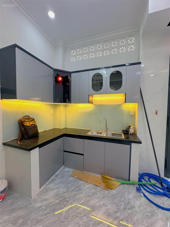 Nhà ngang 8m cực hiếm cao xuân dục phường 12 quận 8 cách mặt tiền chỉ 30m