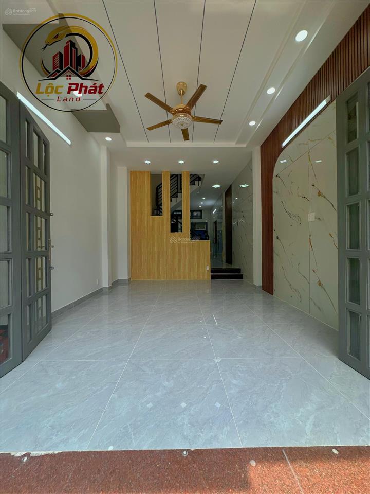 Nhà đẹp 4 tầng, khu phân lô  ô tô đỗ cửa bông sao, phường 5, quận 8  chỉ 10.3 tỷ