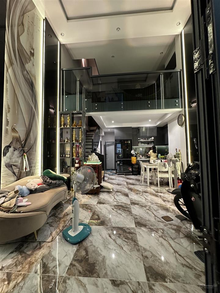7.5 tỷ  nhà mới 5 tầng dạ nam, p. 3, quận 8
