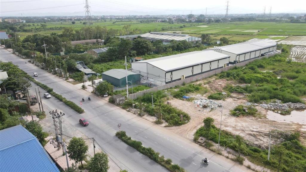 Cho thuê xưởng  giao thông thuận tiện  giá thành hợp lý
