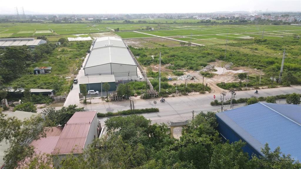 Cho thuê xưởng  giao thông thuận tiện  giá thành hợp lý