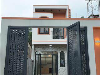 Anh chị không cần phải thuê mặt bằng nữa. em bán căn này vừa ở được vừa kinh doanh buôn bán được