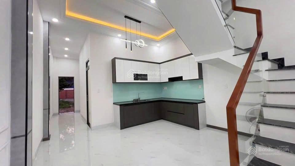 Nhà lầu giá rẻ gần changsin, ubnd p. tân triều, diện tích sử dụng 150m2, trả trước 500tr nhận nhà