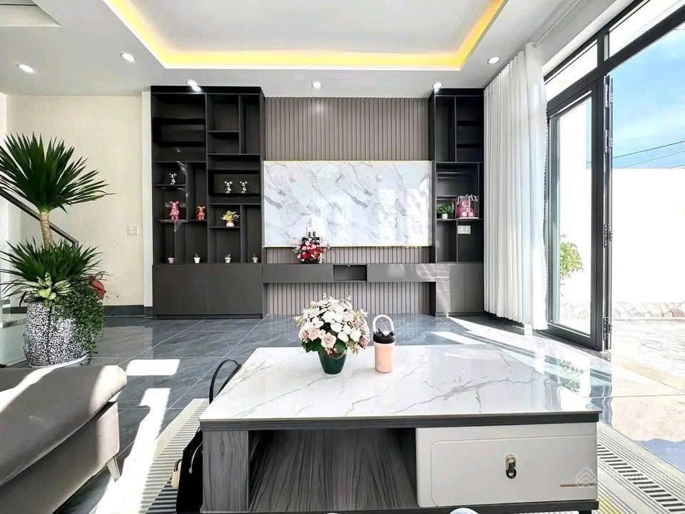Nhà lầu 2 mặt tiền trung tâm tân triều, gần ubnd và thcs thạnh phú, giá siêu ưu đãi, tặng nội thất