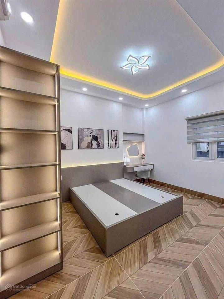 Nhà lầu giá hời tân triều, cần bán gấp vì kẹt tiền, không căn nào rẻ hơn