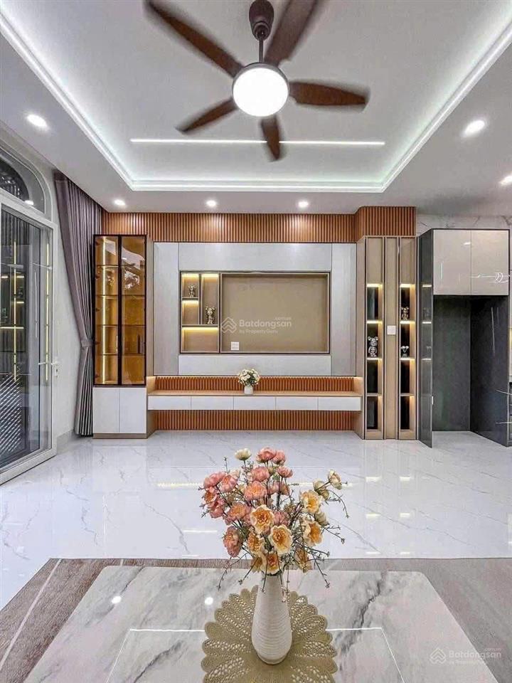 Nhà lầu giá hời tân triều, cần bán gấp vì kẹt tiền, không căn nào rẻ hơn