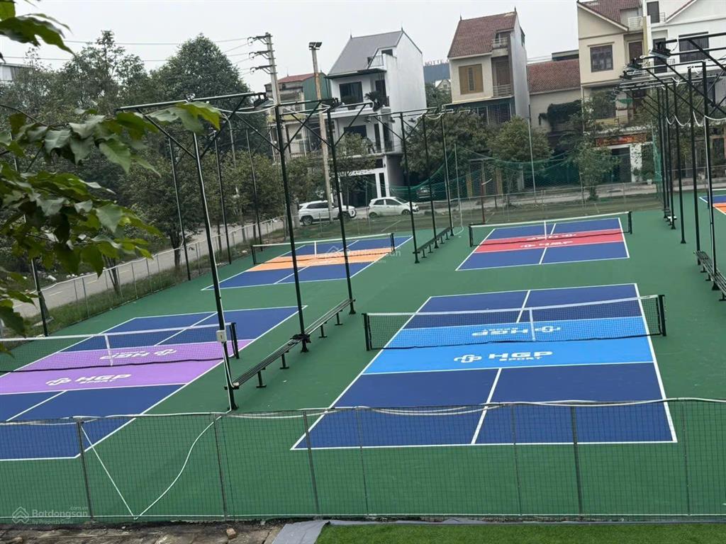 Chuyển nhượng đất nền, bìa chính chủ, gia đình tự xây nhà trong da