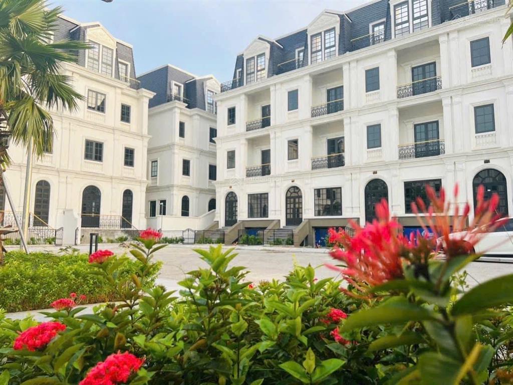 Bán gấp bt 180m2 tại jade square, xuân đỉnh, bắc từ liêm giá chỉ ngang liền kề