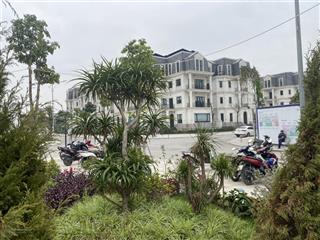 Cần nhượng lại bt lk tại jade square, xây rộng mt rộng, view đẹp cực chất giá hơn 3x tỷ