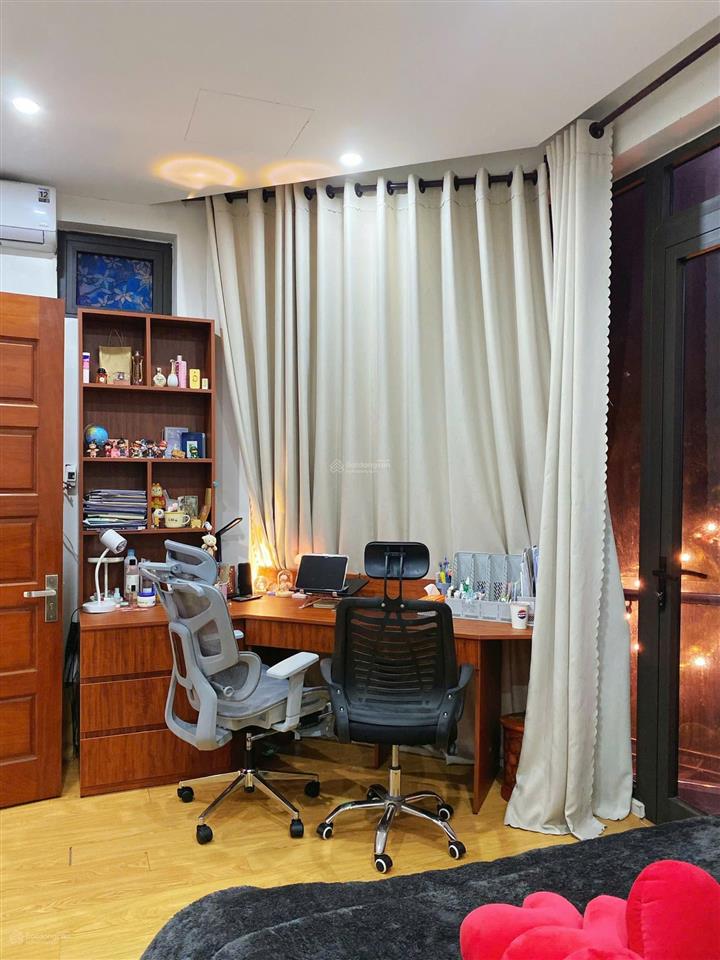 Giá chỉ 21 tỷ bán tòa căn hộ 5 tầng trần nhân tông  đường 15m5  lô góc  thang máy. dt 110m²