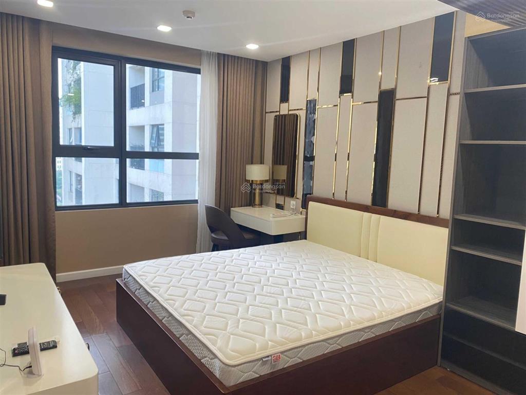 Cho thuê quỹ căn cao cấp vinhomes d'capitale studio  1  2  3pn giá tốt, view thoáng 0838 671 ***