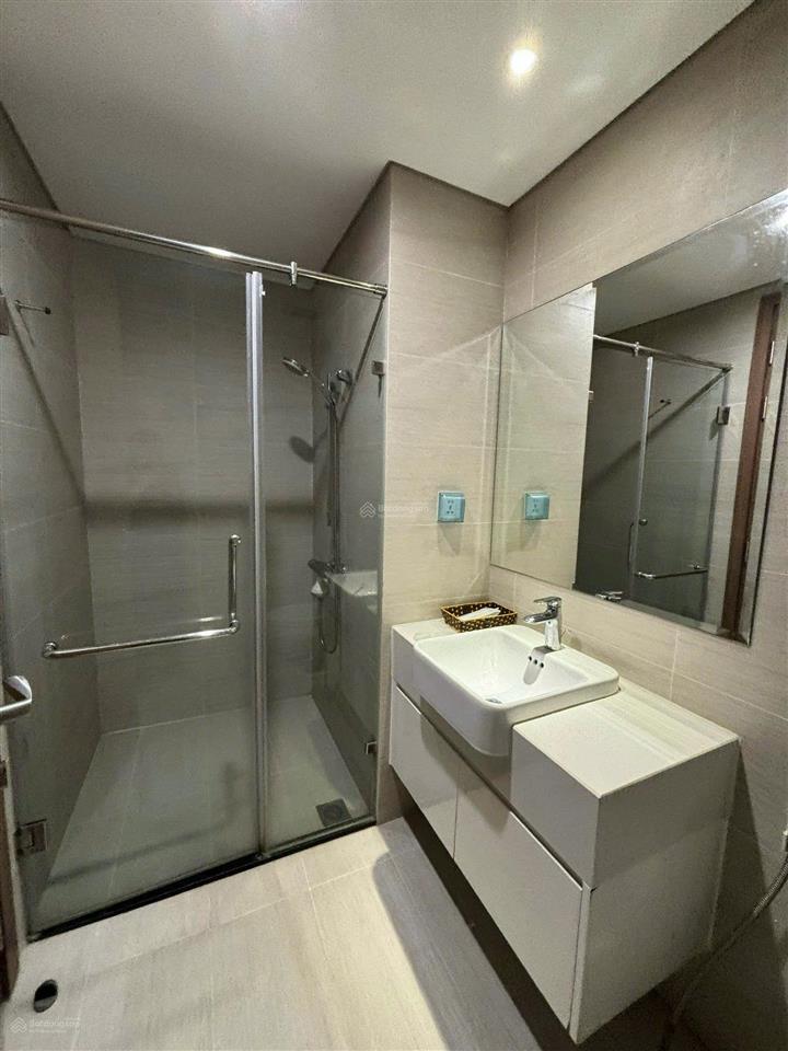 Cho thuê gấp chcc vinhomes skylake  phạm hùng, 2pn full 70m2 giá 21,5tr/th.  0838 671 ***