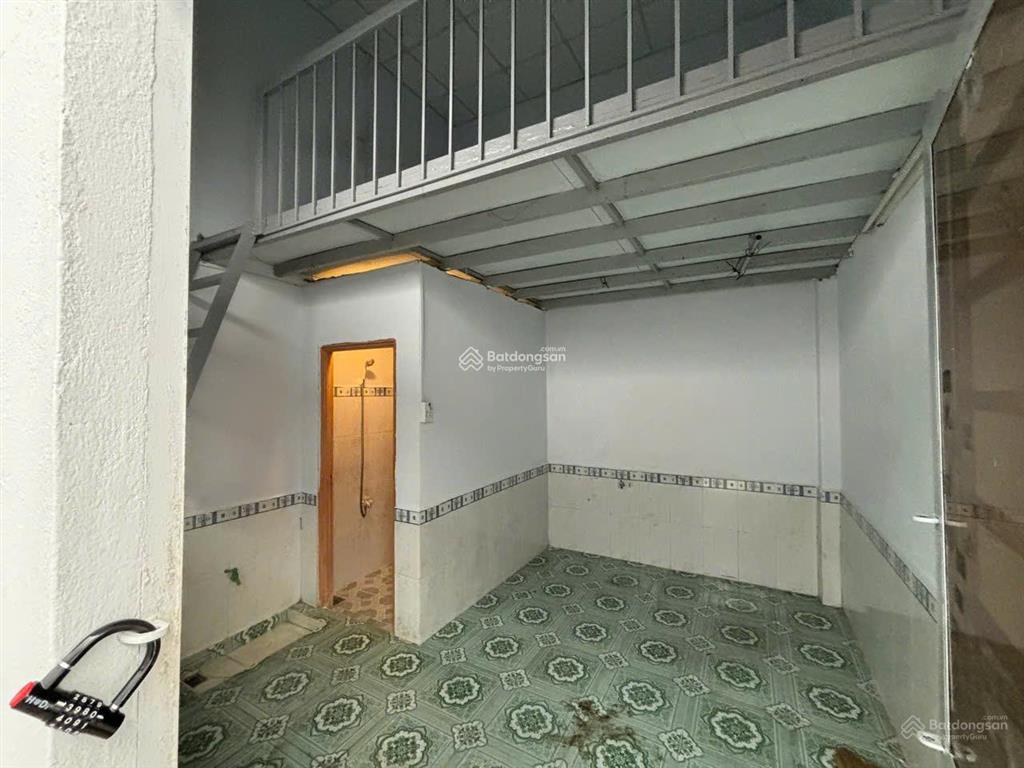 Bán tài sản tích sản tân bình đất 97,3m² đang khai thác 05 phòng cho thuê sổ hồng riêng  8,5 tỷ tl
