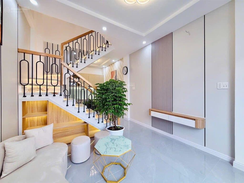 *siêm phẩm xinh lung linh lê đức thọ!* 31m2 giá 4,15 tỷ