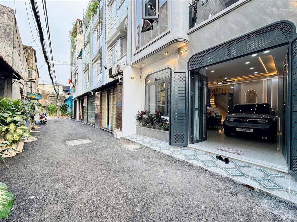 Bán gấp nhà riêng ngang 6métx10.3mét 5pn, 5wc tại nguyễn tư giản, 9,7 tỷ, 61m2 đẹp, nhiều tiện ích