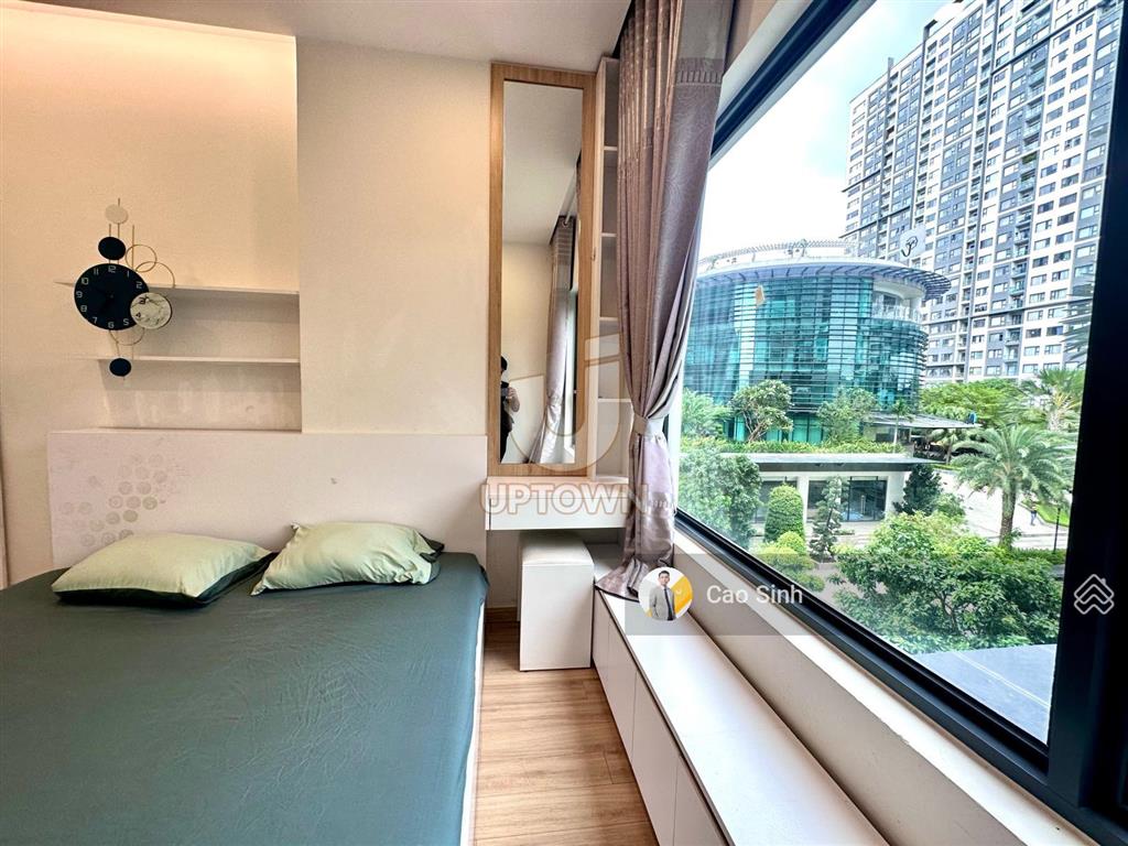 New city  bán 2pn 61 m2  view công viên  căn góc  giá 6.5 tỷ  trừ lại 5% sổ khi thanh toán