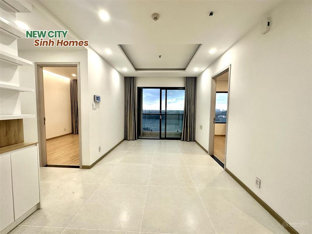 New city  bán 2pn 61 m2  view sông duy nhất đang bán  giá 6.8 tỷ bao 5%  có dòng tiền cho thuê