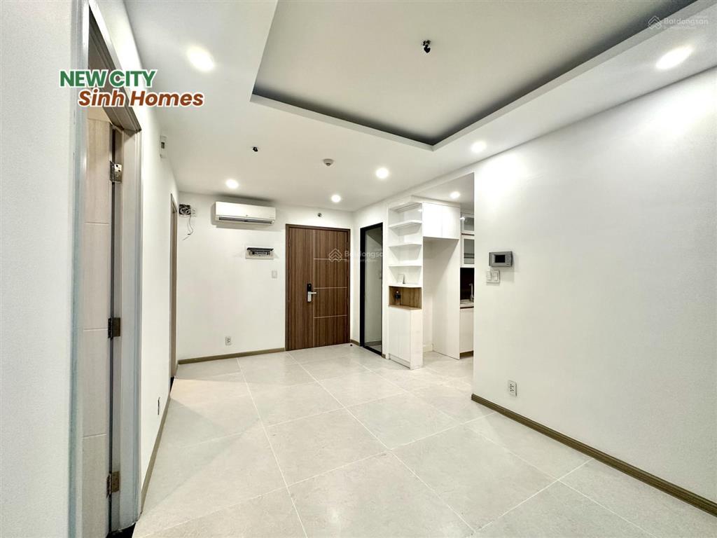 New city  bán 2pn 61 m2  view sông duy nhất đang bán  giá 6.8 tỷ bao 5%  có dòng tiền cho thuê