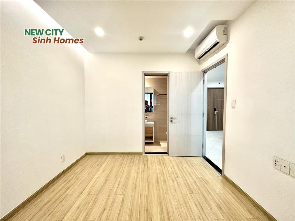 New city  bán 2pn 61 m2  view sông duy nhất đang bán  giá 6.8 tỷ bao 5%  có dòng tiền cho thuê