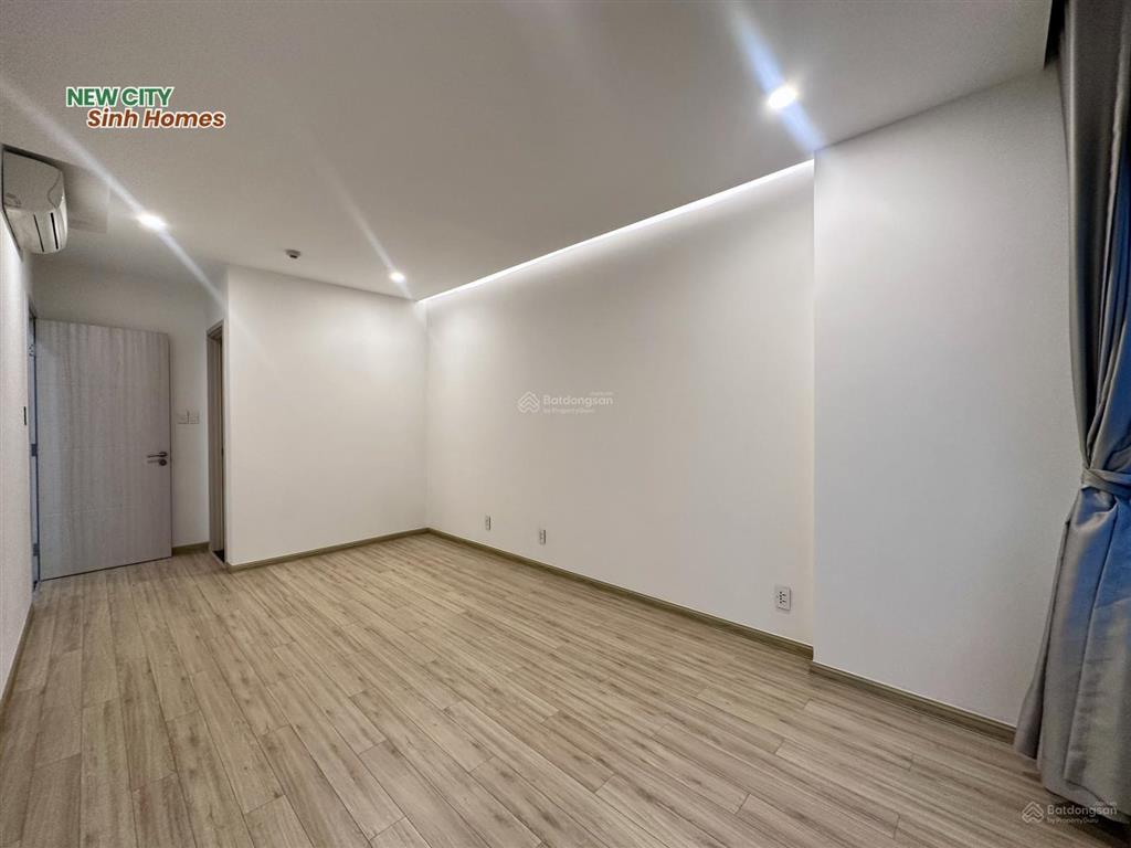 New city  cho thuê 3pn 2wc  101 m², nội thất cơ bản, trống sẵn, 22 triệu (có vat)
