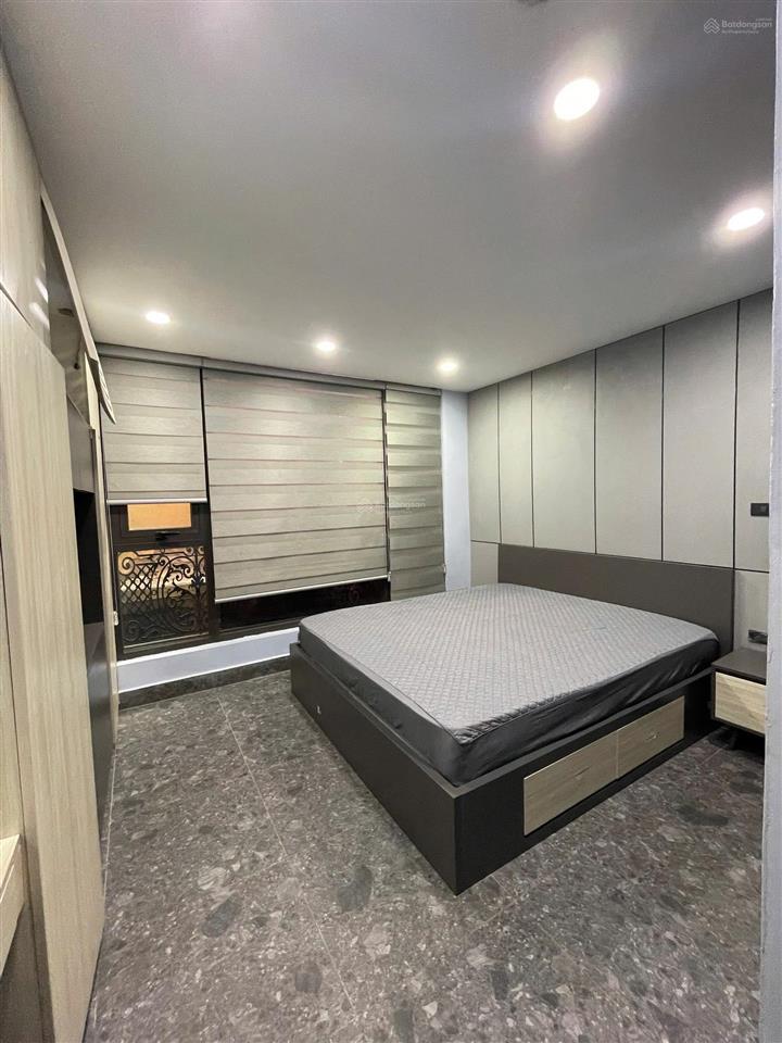Nhà đẹp 5 tầng, gần phố tại thụy khuê, cạnh chợ bưởi  6.8 tỷ