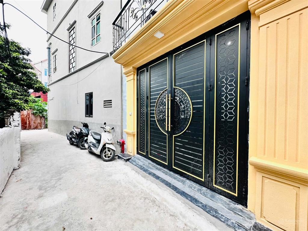 Bán căn ccmn xây mới tại trung kiên, tây tựu  gần đh công nghiệp  10 phòng khép kín, thang máy