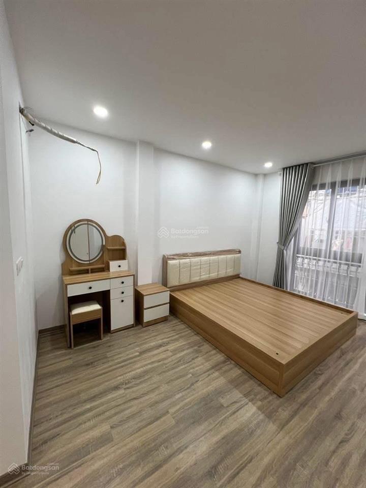 Tôn thất tùng  nhà mới 41m2 6 tầng, thang máy  ngõ thông trường chinh  nhỉnh 10 tỷ